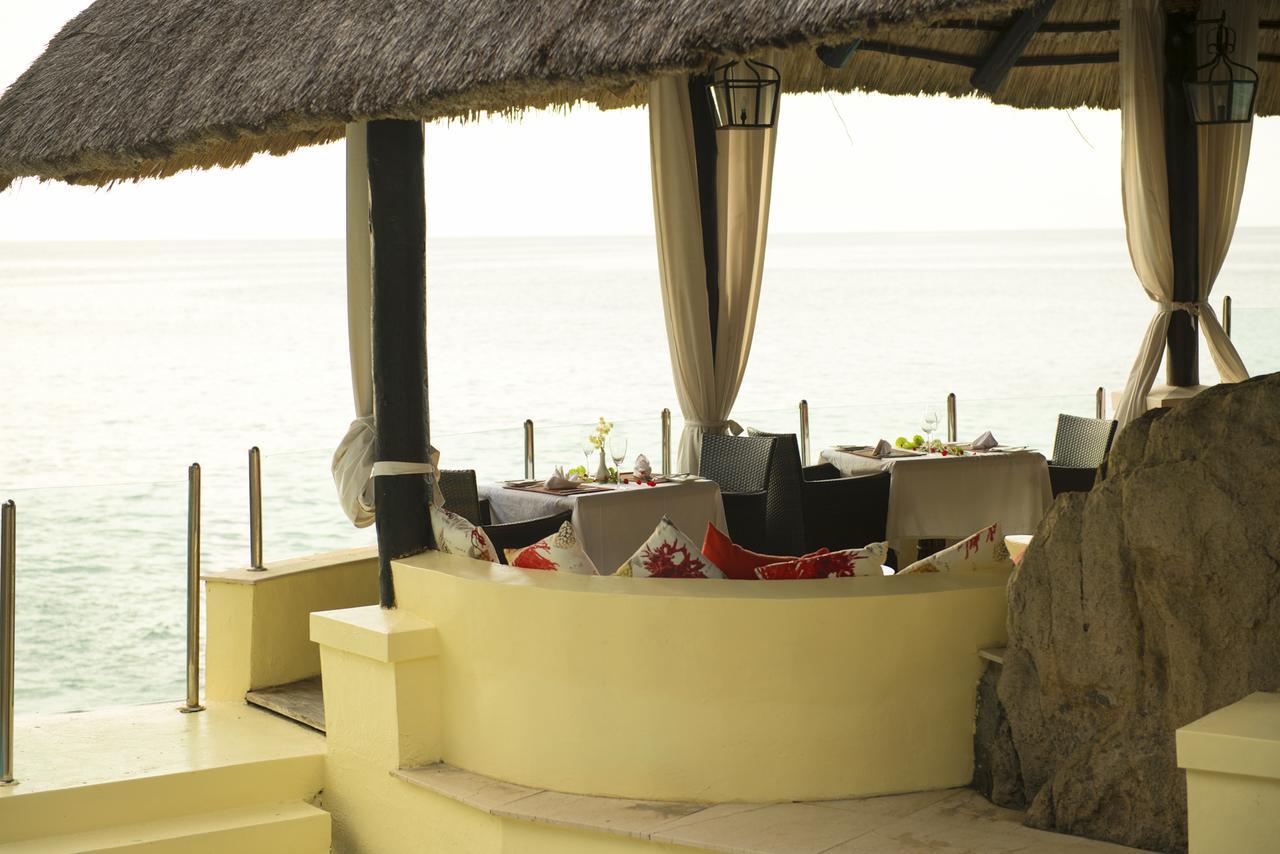 Sunset Beach Hotel Glacis  Eksteriør billede